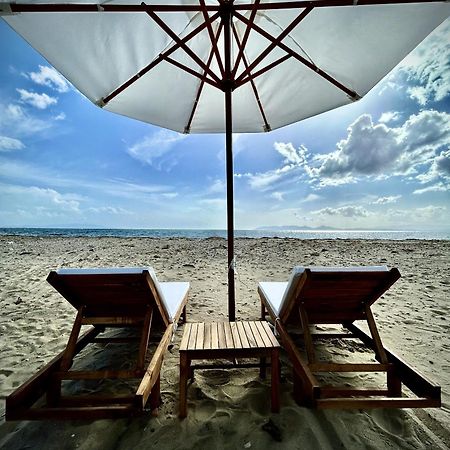 Готель Soho Ayvalik Beach House Kucukkoy  Екстер'єр фото