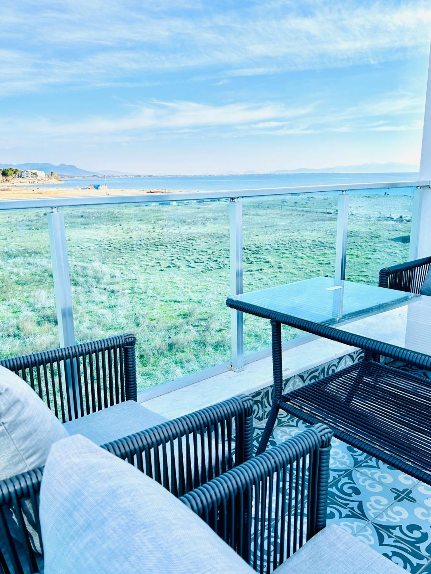 Готель Soho Ayvalik Beach House Kucukkoy  Екстер'єр фото